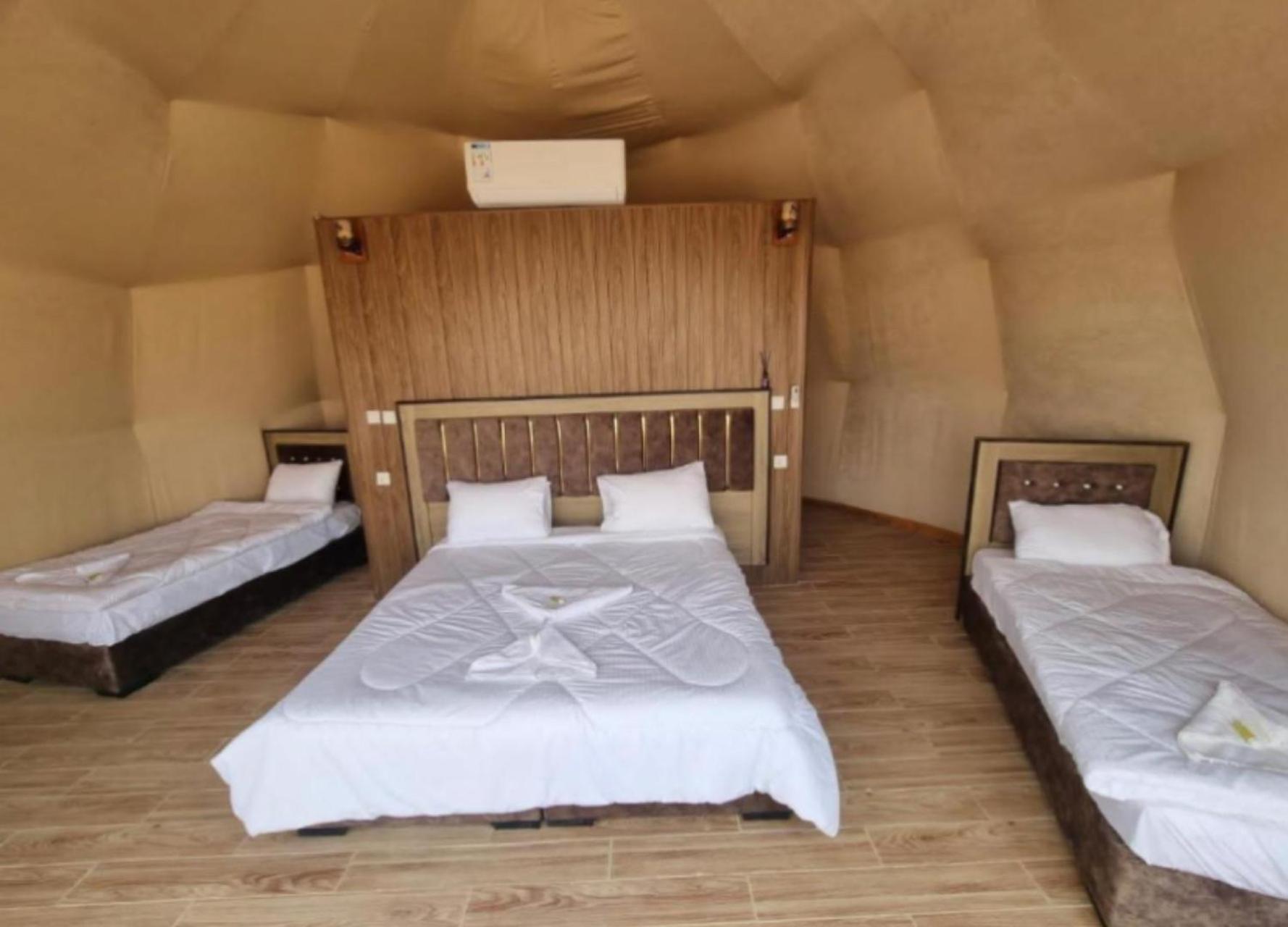 Angelina Wadi Rum Camp Экстерьер фото