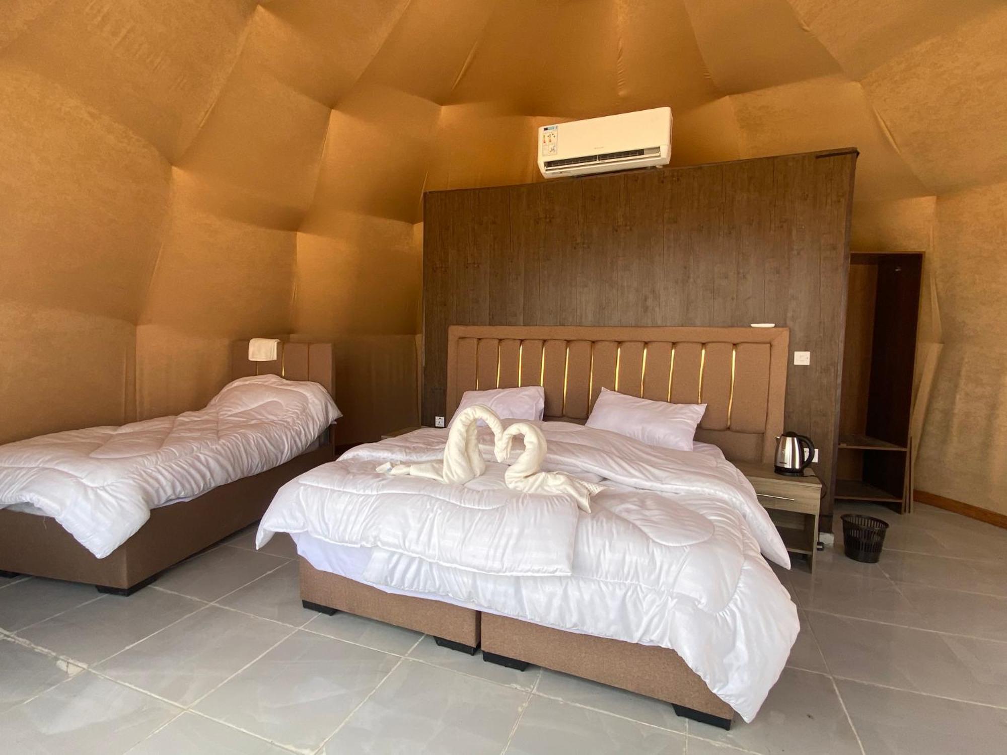 Angelina Wadi Rum Camp Экстерьер фото