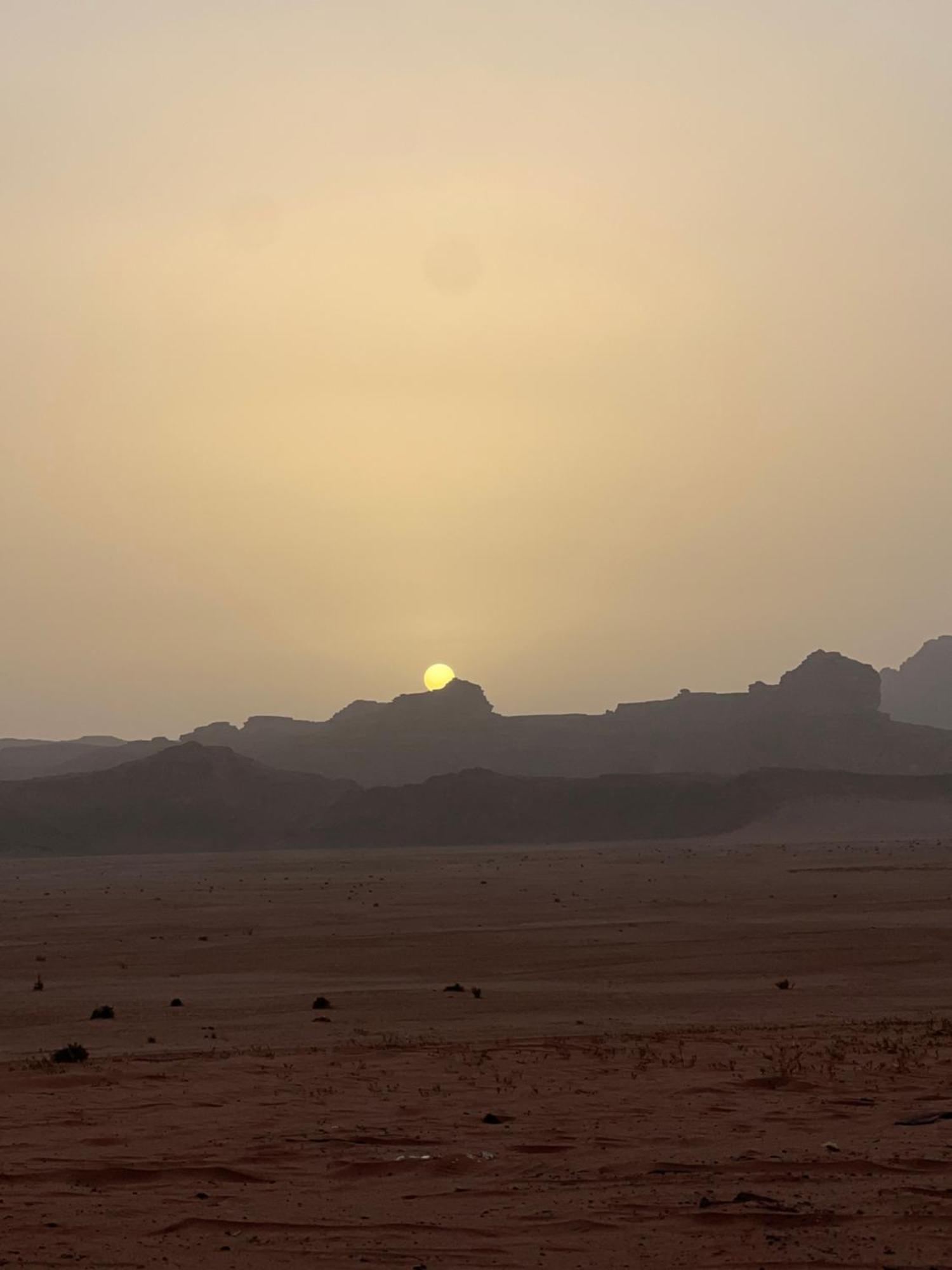 Angelina Wadi Rum Camp Экстерьер фото