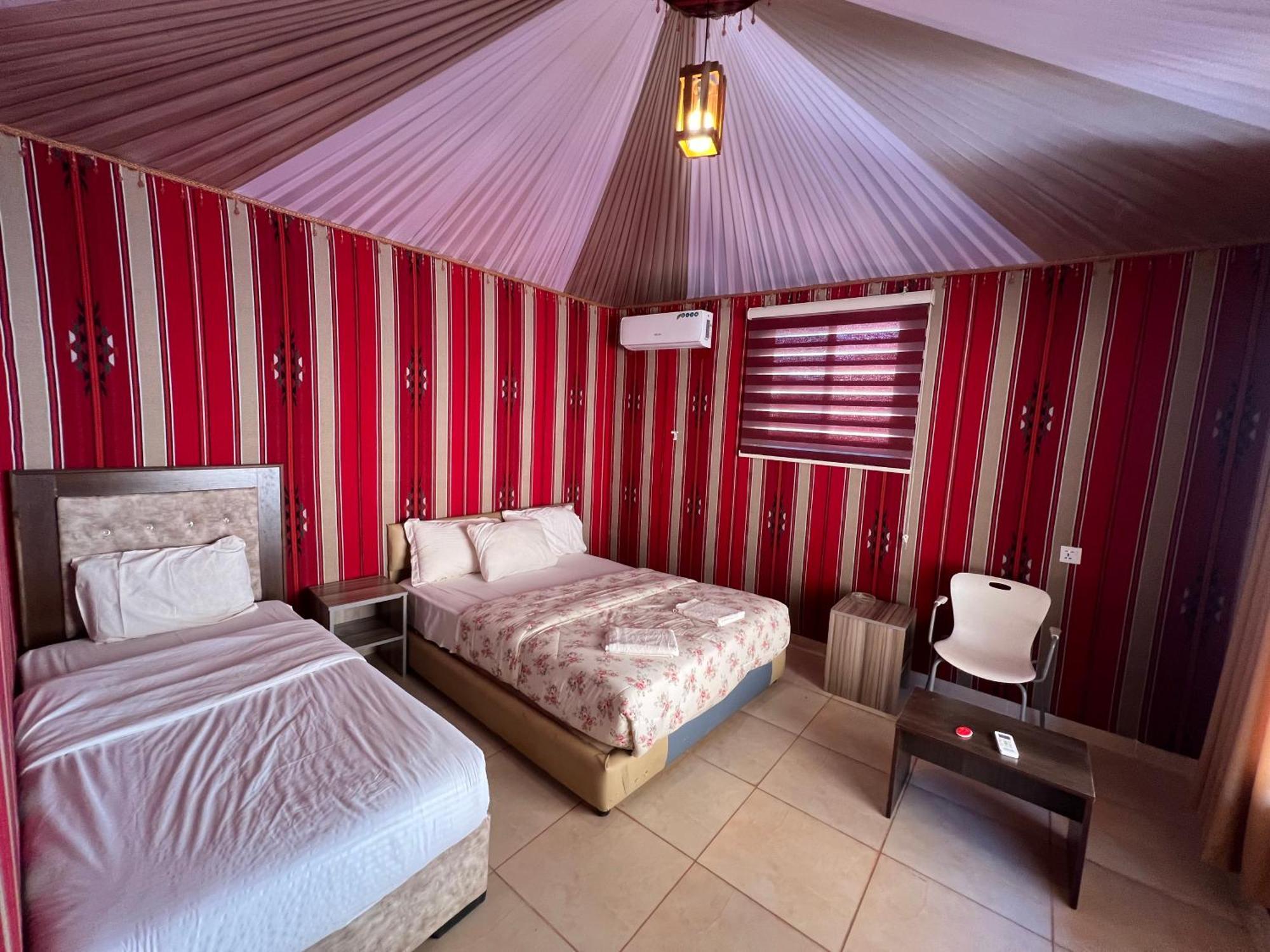 Angelina Wadi Rum Camp Экстерьер фото